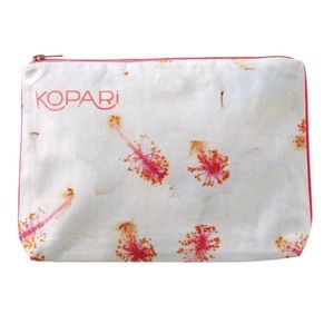 NEW Kopari zipper beauty bag